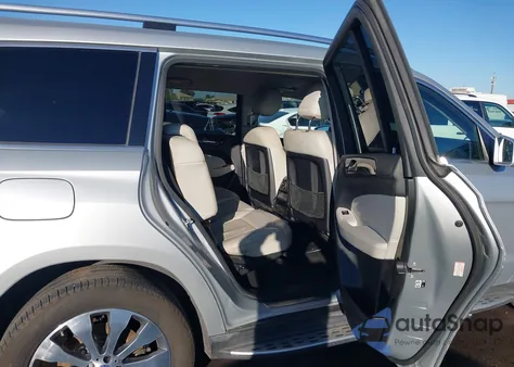 2017 Mercedes-Benz Gls 450 4Matic z USA, uszkodzony, nr VIN 4JGDF6EE1HA889710